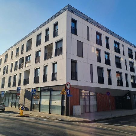 Apartament Skarbowa 莱什诺 外观 照片